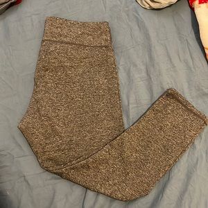 Athletic Capri Pants US Small